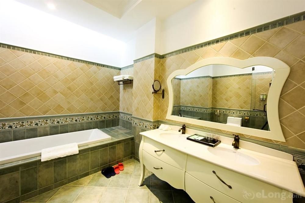 Blue Sky Hotel Yantai Extérieur photo